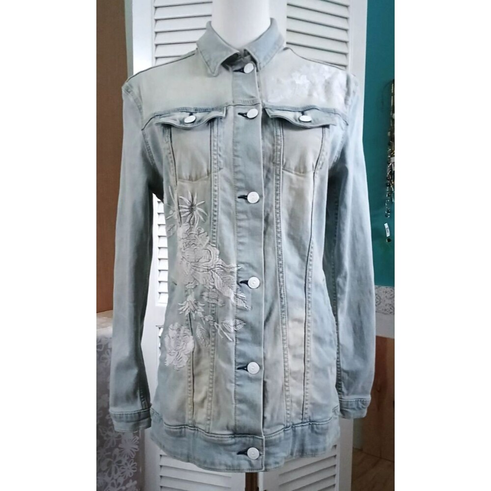 LuLaRoe Denim Jeans Jacket Floral Embroidered Cotton Women's SMALL Light Wash